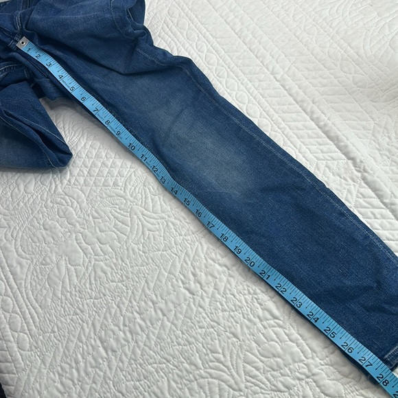 MOTHER •27• The Triple Stack Looker in Wish On A Star Jeans - Picture 13 of 13